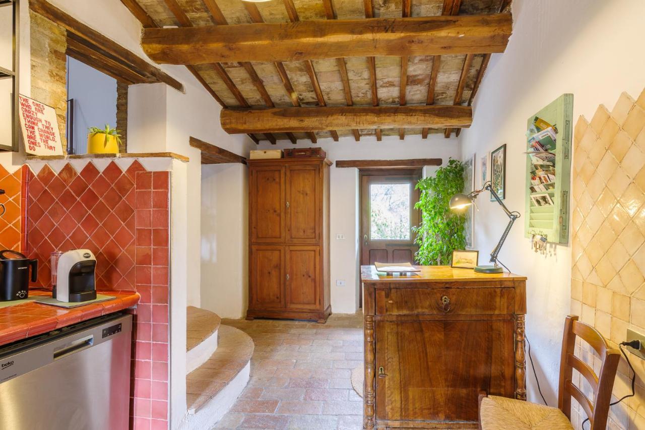ベヴァーニャ Un Posto Bed & Breakfast エクステリア 写真