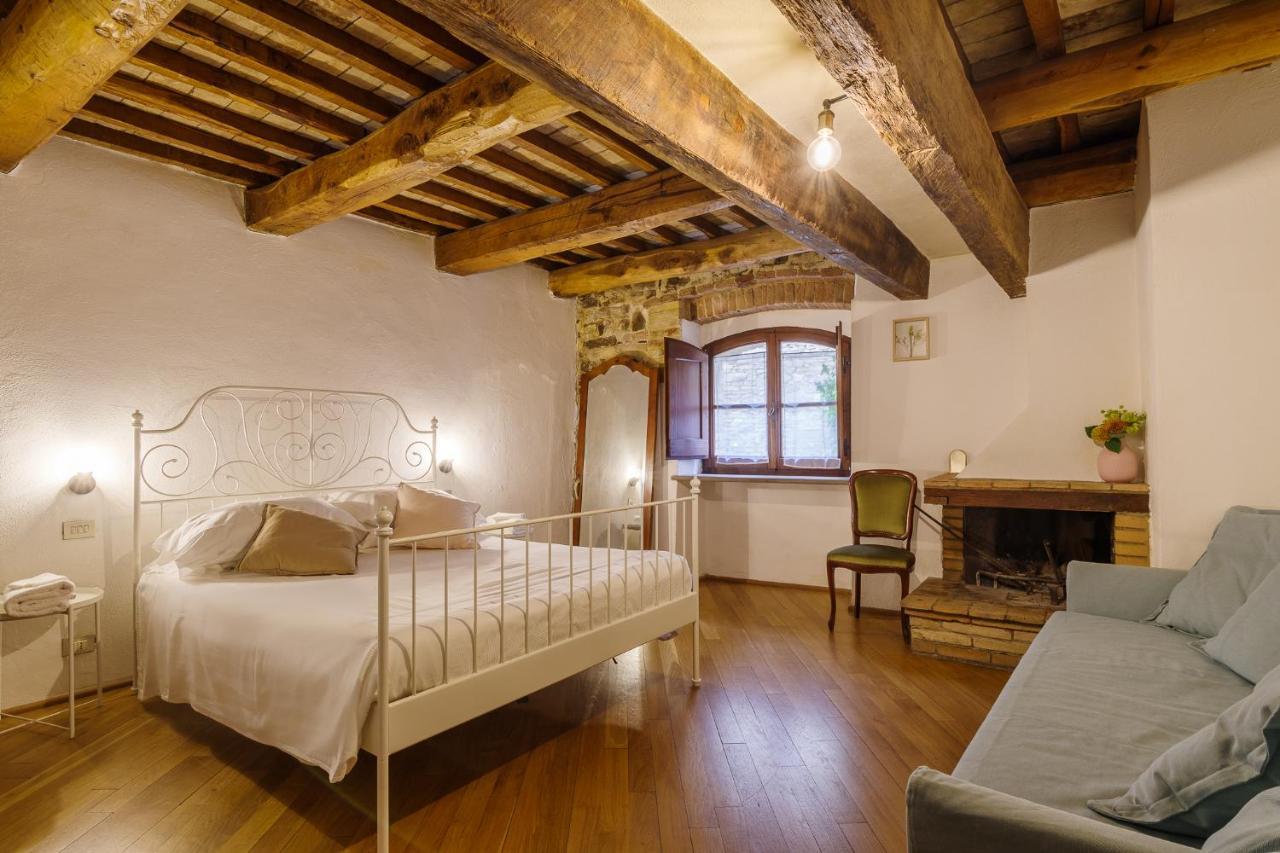 ベヴァーニャ Un Posto Bed & Breakfast エクステリア 写真