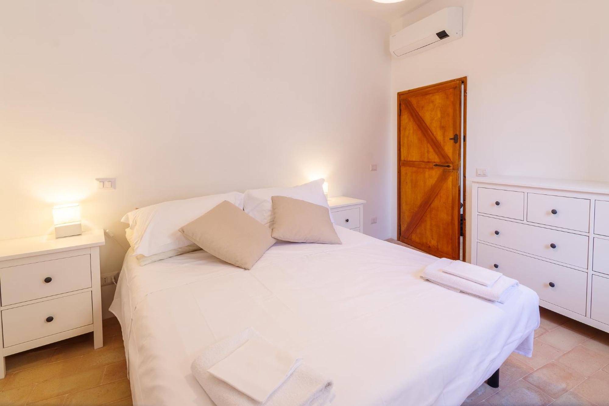 ベヴァーニャ Un Posto Bed & Breakfast エクステリア 写真